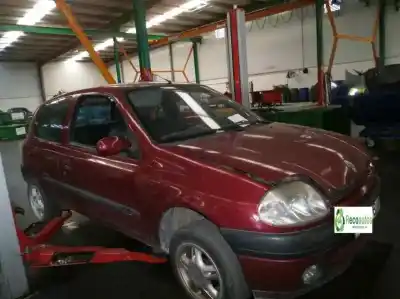 Здавання транспортного засобу renault clio ii fase ii (b/cb0) 1.2 16v року 2001 потужний d4f b7