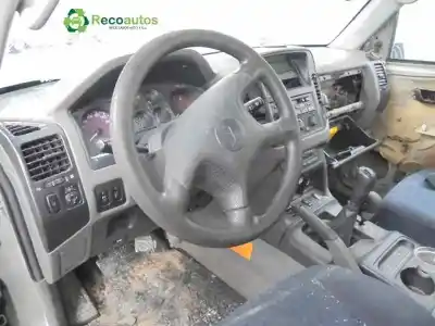 Здавання транспортного засобу mitsubishi montero (v60/v70) 3.2 di-d avance року 2001 потужний 4m41