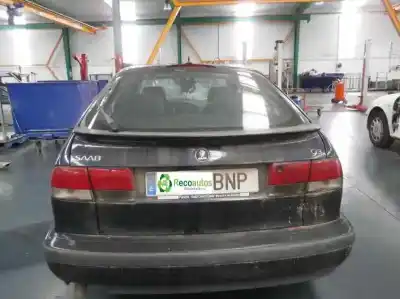 Veículo de Sucata saab 9-3 berlina 2.2 s tid do ano 2001 alimentado d223l