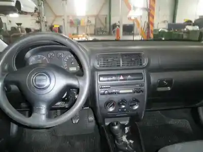 Veículo de Sucata seat toledo (1m2) 1.9 tdi do ano 2004 alimentado alh