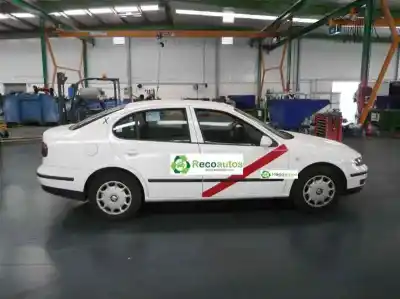 Veículo de Sucata seat toledo (1m2) 1.9 tdi do ano 2004 alimentado alh