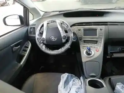Sloopvoertuig toyota prius (nhw30) 1.8 16v cat van het jaar 2012 aangedreven 2zr