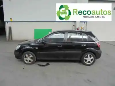 Véhicule à la ferraille kia rio ii (jb) 1.5 crdi de l'année 2005 alimenté d4fa