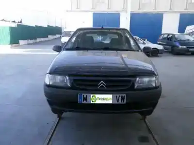 Véhicule à la ferraille citroen saxo 1.1 sx de l'année 1998 alimenté hdz
