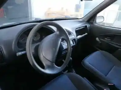 Véhicule à la ferraille citroen saxo 1.1 sx de l'année 1998 alimenté hdz