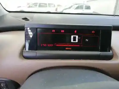 Здавання транспортного засобу citroen c4 cactus 1.6 hdi 90 року 2015 потужний 9h06