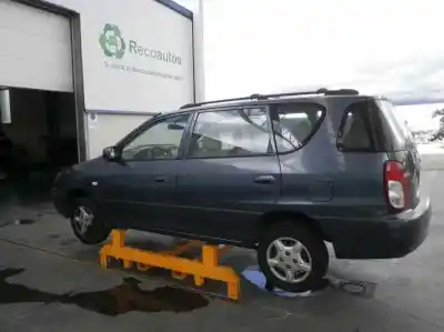Sloopvoertuig kia carens 1.8 monovolumen van het jaar 2001 aangedreven tb