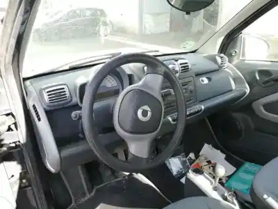 Veículo de Sucata smart coupe fortwo coupe (45kw) do ano 2008 alimentado g 3b21