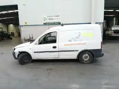 Veículo de Sucata OPEL COMBO TOUR 1.3 CDTI 16V do ano 2005 alimentado Z13DT