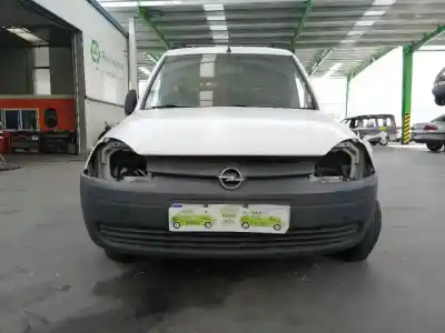 Veículo de Sucata opel combo tour 1.3 cdti 16v do ano 2005 alimentado z13dt