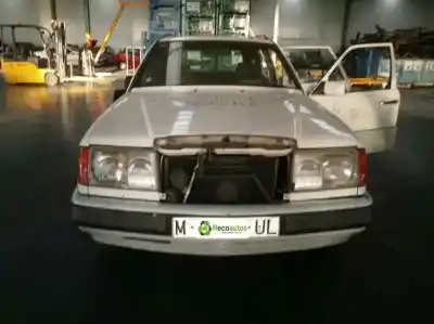 Veículo de Sucata mercedes-benz clase e (w124) familiar 300 td / e 300 d (124.190) do ano 1993 alimentado 603912