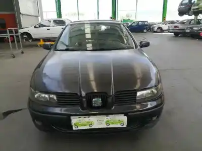 Scrapping Vehicle seat leon (1m1) 1.9 tdi of the year 2001 powered asv