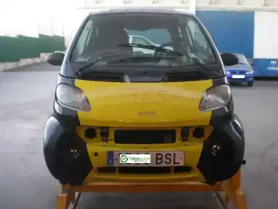 Veicolo di demolizione smart coupe cdi dell'anno 2002 alimentato d61