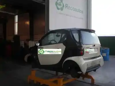 Veicolo di demolizione smart coupe cdi dell'anno 2002 alimentato d61