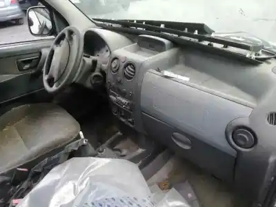 Veículo de Sucata citroen berlingo 1.4 do ano 2007 alimentado kfw