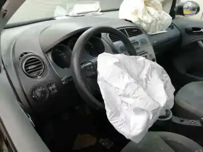 Véhicule à la ferraille seat altea (5p1) 1.9 tdi de l'année 2005 alimenté bkc