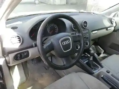 Veículo de Sucata audi a3 (8p) 2.0 tdi do ano 2004 alimentado bkd