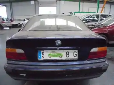 Veículo de Sucata bmw serie 3 coupe (e36) 1.6 cat 102 cv / 75 kw do ano 1994 alimentado 164e2