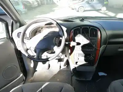 Здавання транспортного засобу chrysler voyager (rg) 2.8 crd lx року 2007 потужний vm47c