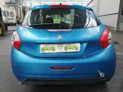 Veículo de Sucata peugeot 208 i (ca_, cc_) 1.2 vti 82 do ano 2012 alimentado hm01