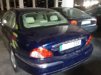 Veículo de Sucata jaguar x-type i (x400) 2.5 v6 a las 4 ruedas do ano 2004 alimentado g/xb