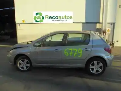 Здавання транспортного засобу PEUGEOT 307 (3A/C) 2.0 16V року 2005 потужний RFJ