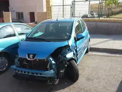 Veicolo di demolizione peugeot 107 urban dell'anno 2006 alimentato 8htdv4td