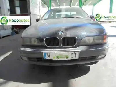 Veículo de Sucata bmw serie 5 berlina (e39) 520d do ano 2000 alimentado 20-4d-1 d
