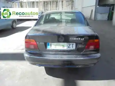 Veículo de Sucata bmw serie 5 berlina (e39) 520d do ano 2000 alimentado 20-4d-1 d