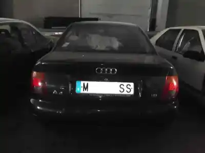 Veículo de Sucata audi a4 berlina (b5) 1.8 do ano 1995 alimentado adr