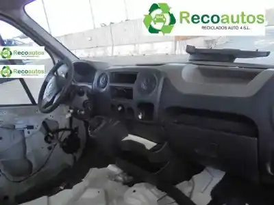 Scrapping Vehicle renault master iii furgoneta (fv) 2.3 dci 150 fwd (fv0f fv03) of the year 2013 powered m9t d8