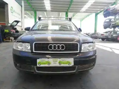 Veículo de Sucata audi a4 berlina (8e) 2.0 do ano 2001 alimentado alt