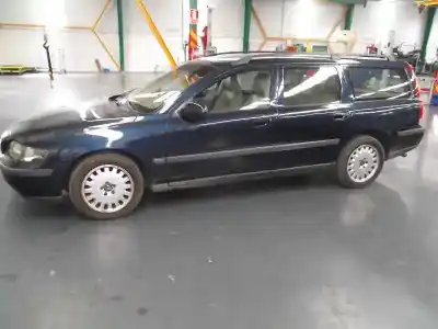 Veículo de Sucata VOLVO V70 FAMILIAR 2.4 (125kW) do ano 2000 alimentado B5244S