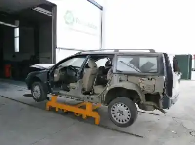 Veicolo di demolizione volvo v70 familiar 2.4 (125kw) dell'anno 2000 alimentato b5244s