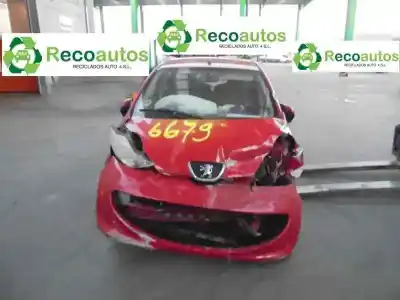 Veicolo di demolizione peugeot 107 urban dell'anno 2007 alimentato 8ht