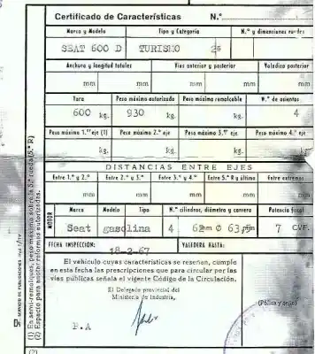 Veículo de Sucata seat 600 e do ano 1967 alimentado seat 600