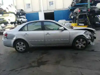 Veicolo di demolizione hyundai sonata v (nf) 2.0 crdi dell'anno 2006 alimentato 4ea