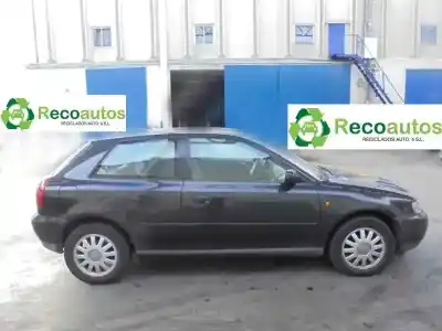 Scrapping Vehicle audi a3 (8l) 1.6 ambiente of the year 2000 powered akl