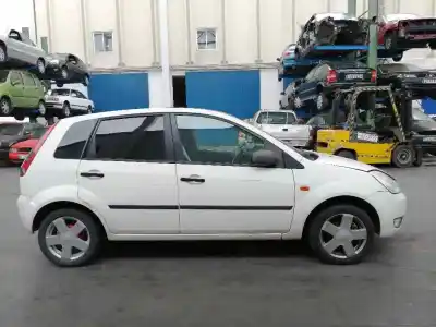 Veículo de Sucata ford fiesta (cbk) 1.4 tdci cat do ano 2002 alimentado f6ja