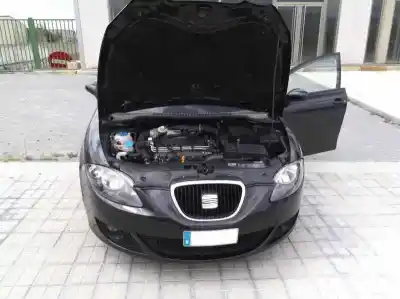 Veículo de Sucata SEAT LEON (1P1) Reference do ano 2005 alimentado BKC