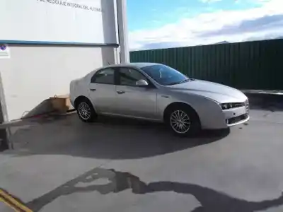 Здавання транспортного засобу alfa romeo 159 (140) 1.9 jtdm 8v sport року 2005 потужний 939 a1.000