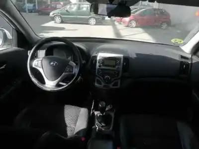 Veículo de Sucata hyundai i30 style do ano 2010 alimentado d 4fb