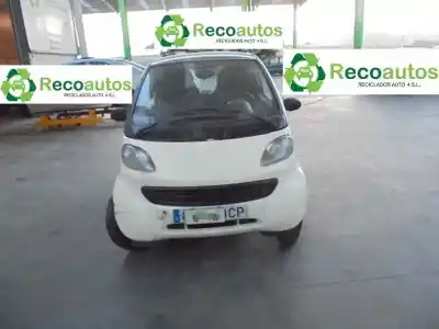 Vehicul casat smart coupe cdi al anului 2000 alimentat 