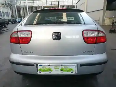 Здавання транспортного засобу seat leon (1m1) 1.4 16v року 2000 потужний ahw