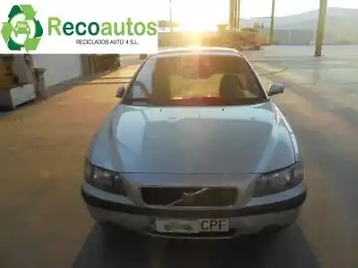 Veículo de Sucata volvo s60 berlina 2.4 d do ano 2003 alimentado d5244t