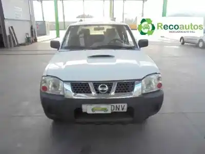 Здавання транспортного засобу nissan pick-up (d22) td doble cabina navara року 2005 потужний yd25