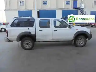 Здавання транспортного засобу nissan pick-up (d22) td doble cabina navara року 2005 потужний yd25
