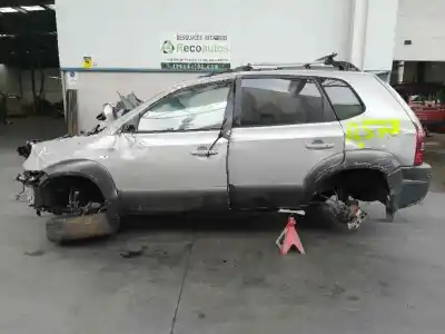 Verschrottungsfahrzeug HYUNDAI TUCSON (JM) 2.0 CRDi des Jahres 2006 angetrieben D4EA