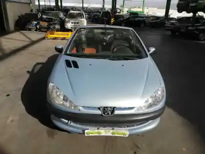 Veículo de Sucata peugeot 206 cc cc do ano 2001 alimentado nfu