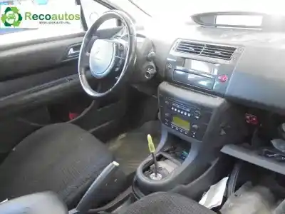 Veículo de Sucata citroen c4 coupe vtr do ano 2005 alimentado 9hx